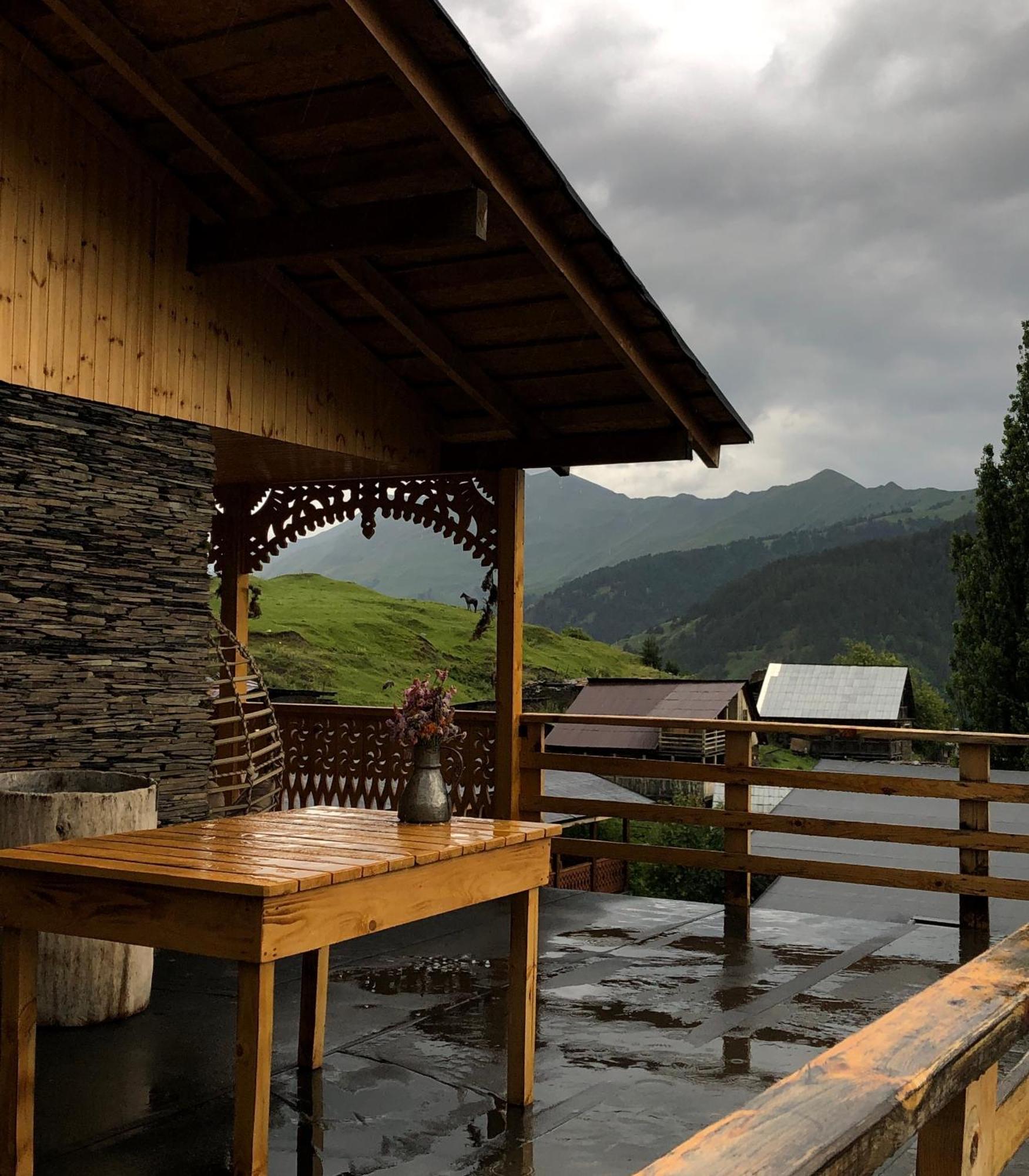 A North Homestay Omalo Exterior foto